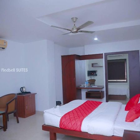 Redbell Suites Malapuram Malappuram Extérieur photo