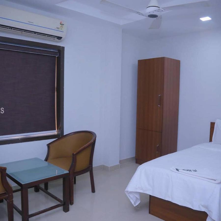Redbell Suites Malapuram Malappuram Extérieur photo