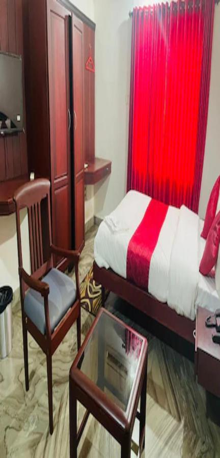 Redbell Suites Malapuram Malappuram Extérieur photo