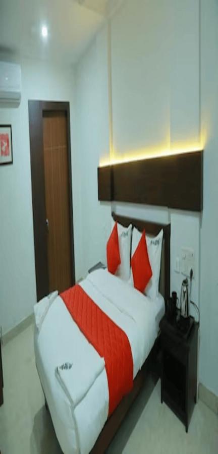 Redbell Suites Malapuram Malappuram Extérieur photo